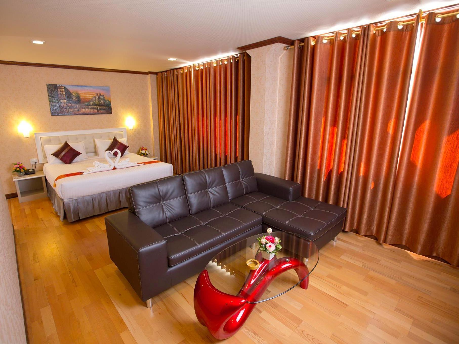 Korat Hotel - Sha Plus Nakhonratchasima Zewnętrze zdjęcie